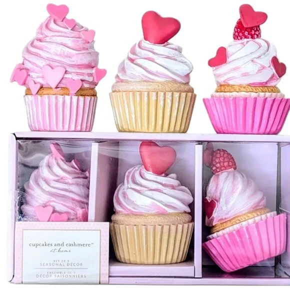 Cupcakes and Cashmere -Set of 3-Valentine Cupcakes ๐ง Seasonal Decor -NIB - Picture 5 of 12